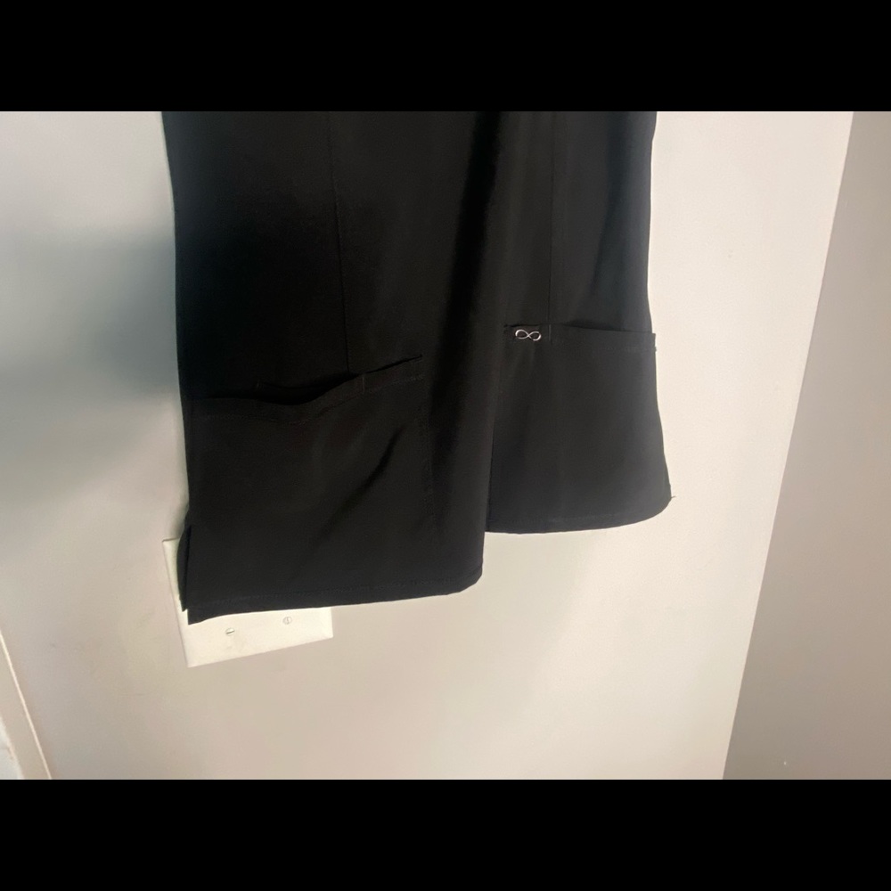 Scrub top - Picture 3 of 3